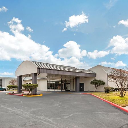 Quality Inn Gainesville Exteriör bild